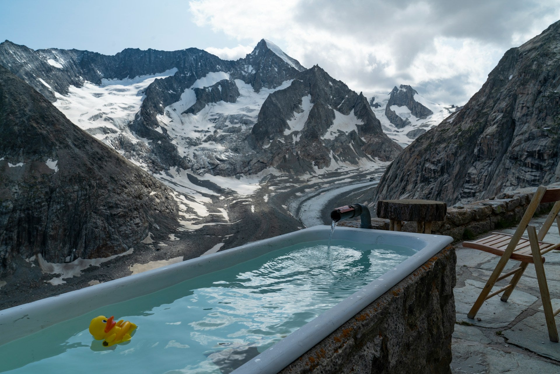 cold water bath for recovering of muscles for cycling